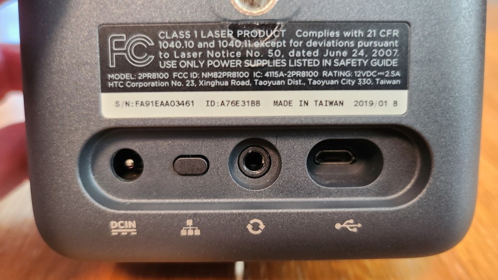 HTC Vive Base Station, Black - 2PR8100 - READ DESCRIPTION