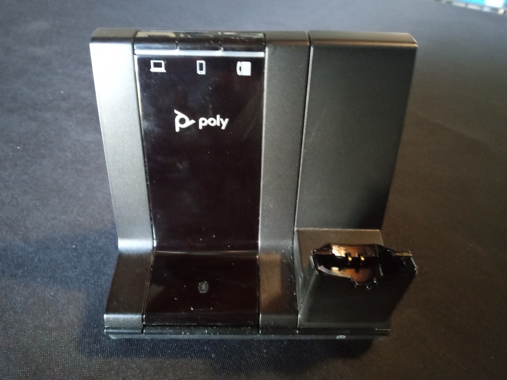 Plantronics Poly Wireless Headset and Base W8200B