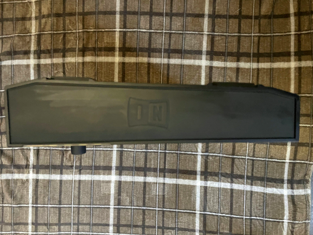 NI Komplete Kontrol S25 Midi Keyboard Controller w/ Adapter, USB and Software