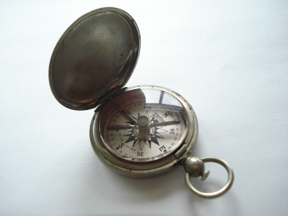 AUTHENTIC WW-1 1917 U.S. MILITARY ENGINEER CORPS, WORKING COMPASS, W-1