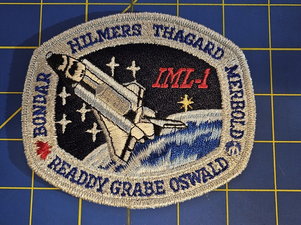NASA STS-42 Space Shuttle Mission Patch Discovery IML-1 Spacelab Microgravity