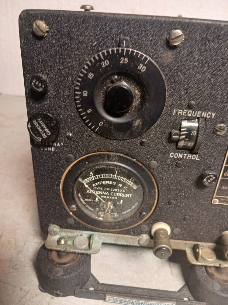 WWII NAVY AIRCRAFT TRANSMITTER MODEL GF-12 #268