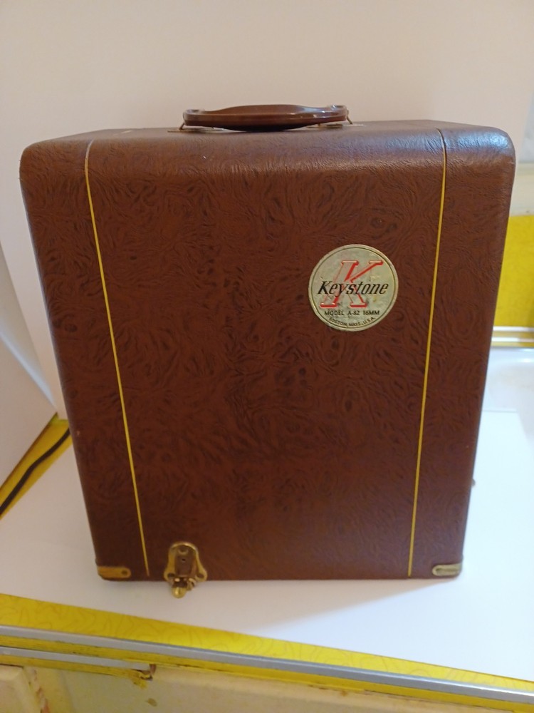 Keystone Continental A82 16 Milimeter Projector with Case Vintage