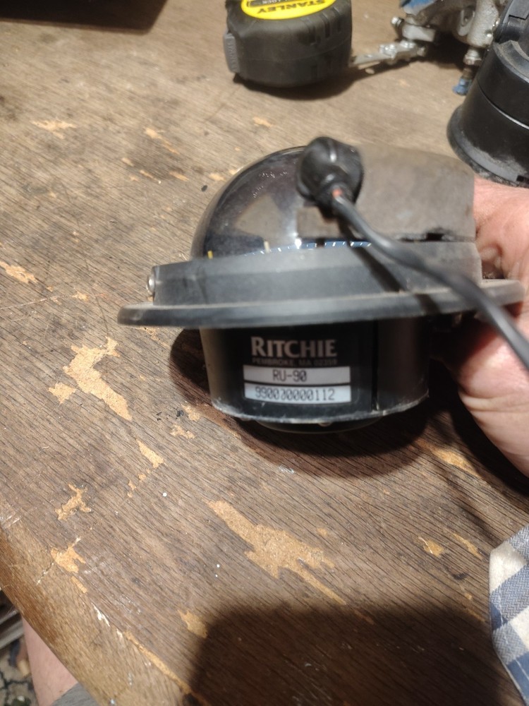 Richie Compass RU-90