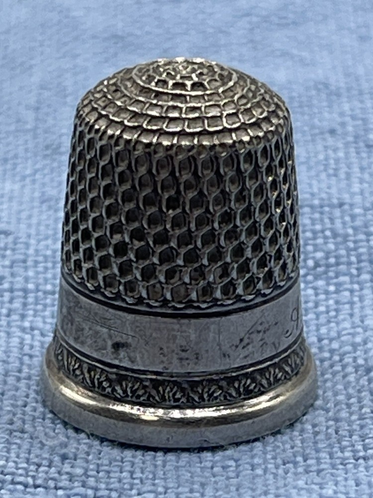 Antique Thimble Set Silver Engraved Initials # 1 S.A. & # 6 A.L.E