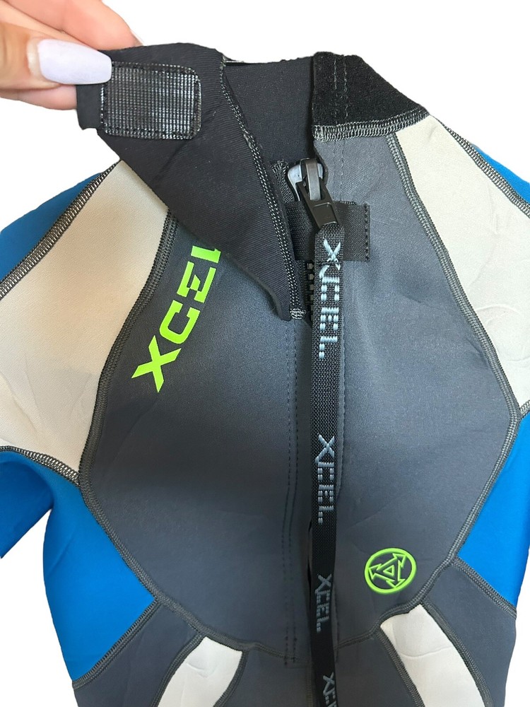 XCEL YOUTH SHORTY SPRING SUIT SIZE 10