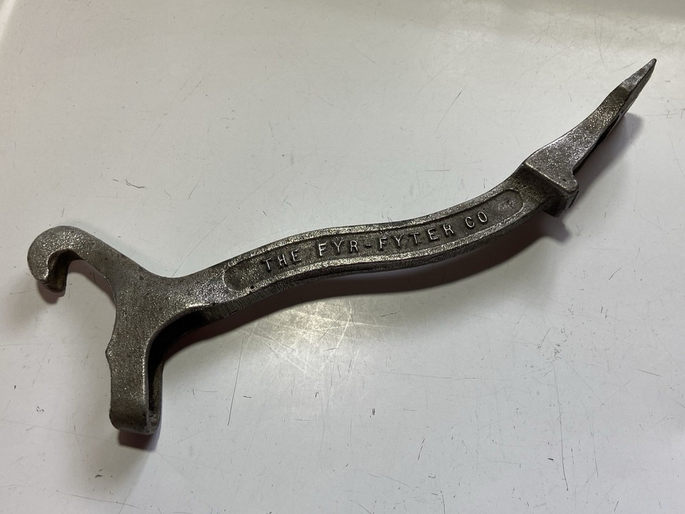 Fyr-Fyter Co WS20 Hydrant tool