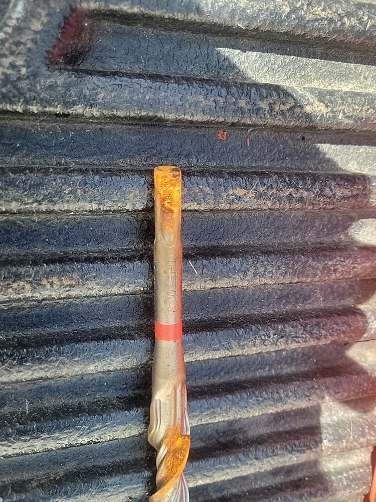 HILTI DRILL BIT #426821 Rusty, Solid Carbide Head, SDS Plus, 11/16"x12" TE-CX