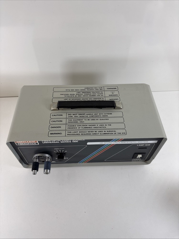 LUXTEC FIBEROPTICS HIGH INTENSITY XENON 1900 LIGHT SOURCE
