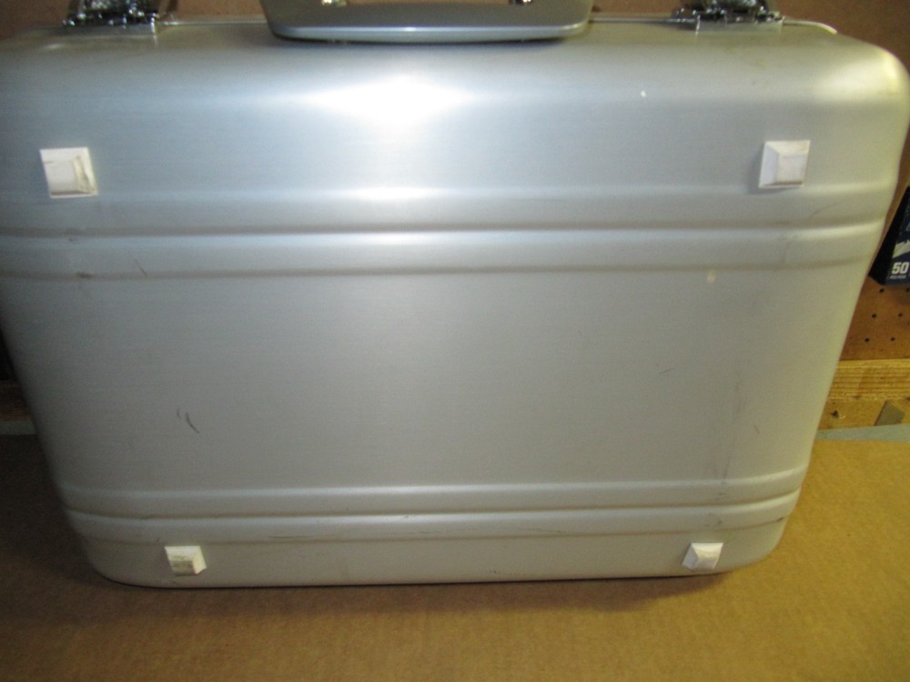 Opamp Labs A-24/2ML Audio Press Feed Mult Distribution Box