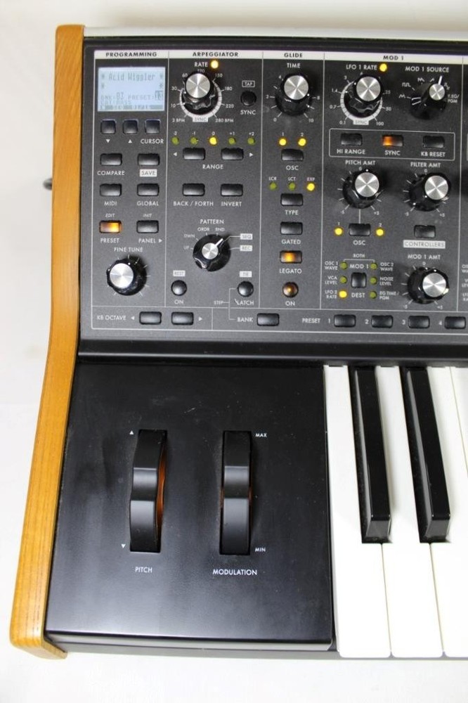 Moog Subsequent 37 (2-Note) Paraphonic Analog Synthesizer