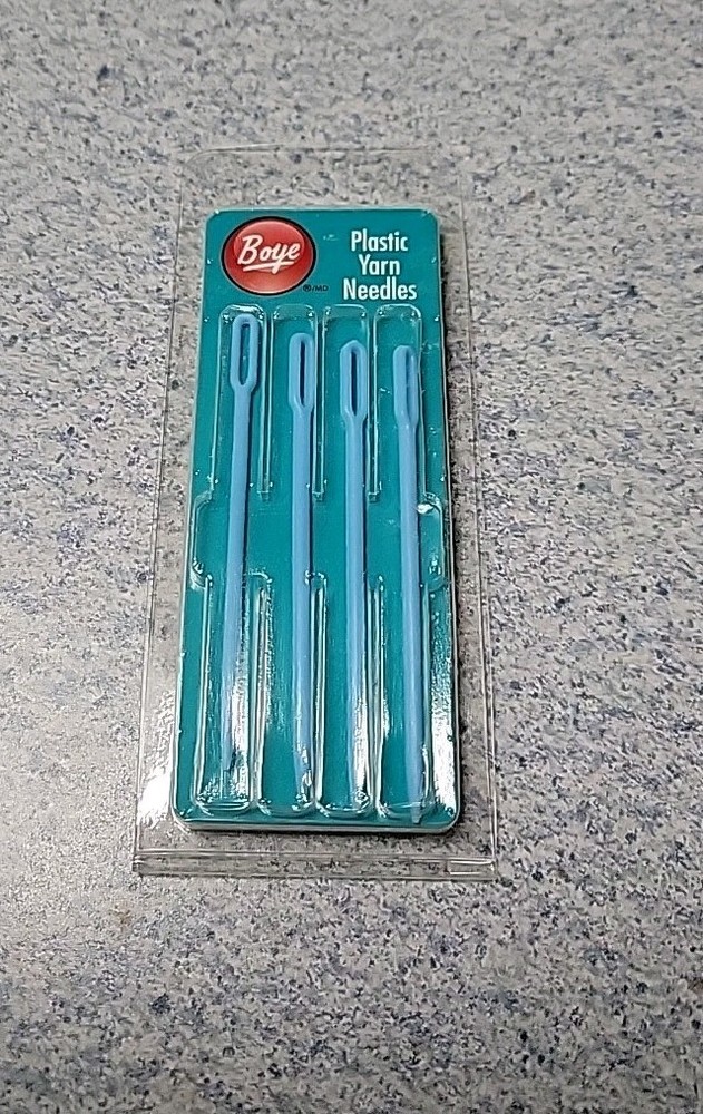 Boye Plastic Yarn Needles
