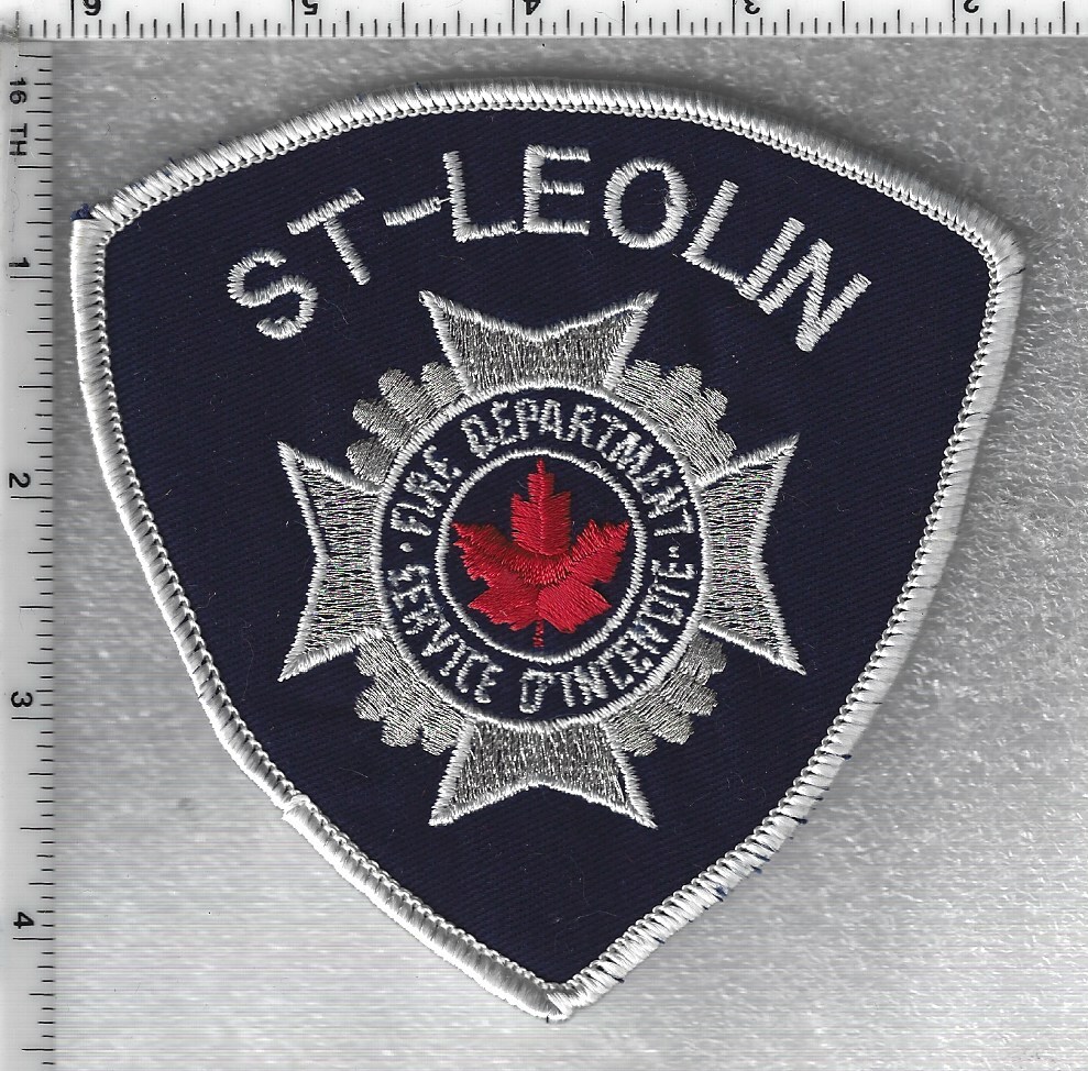 St-Leolin Fire Department Service D'Incendie (Quebec, Canada) Shoulder Patch