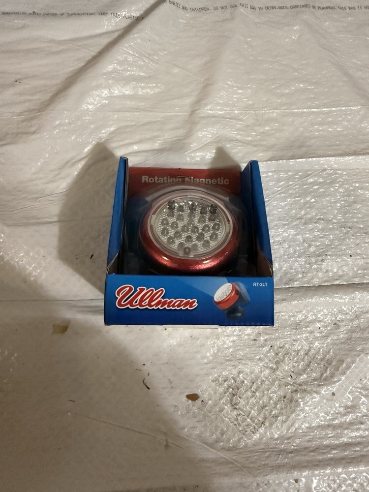 Ullman RT-2LT Rotating Magnetic LED Work Light New In Package