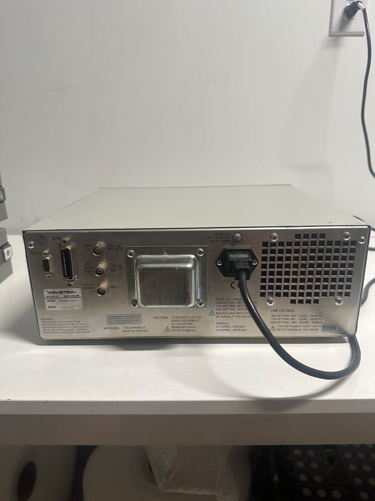 WaveTek 40 Mhz Universal Wavefrom Generator Model 195