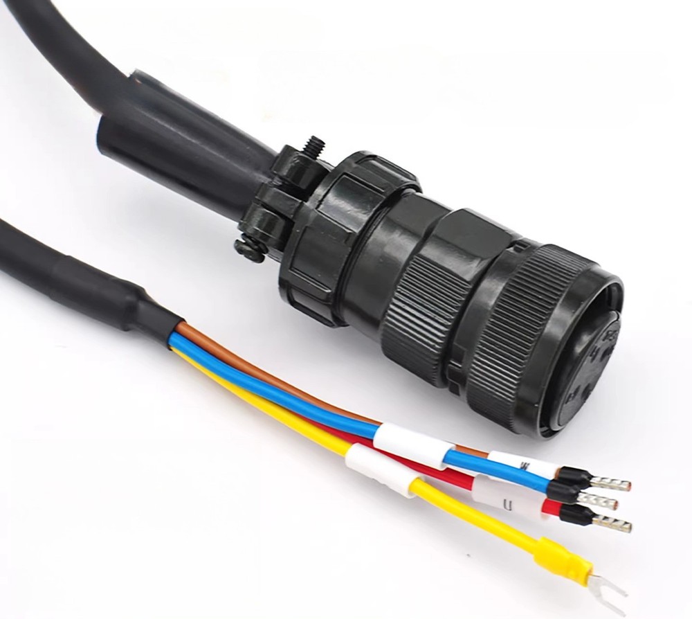 1PCS Servo power cable MFMCD0032ECT MFMCD0052ECT MFMCD0152ECT MFMCD0102/0200ECT