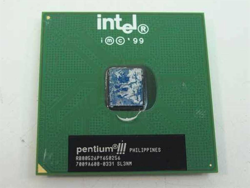 Intel SL3NM PIII Processor RB80526PY650256 CPU