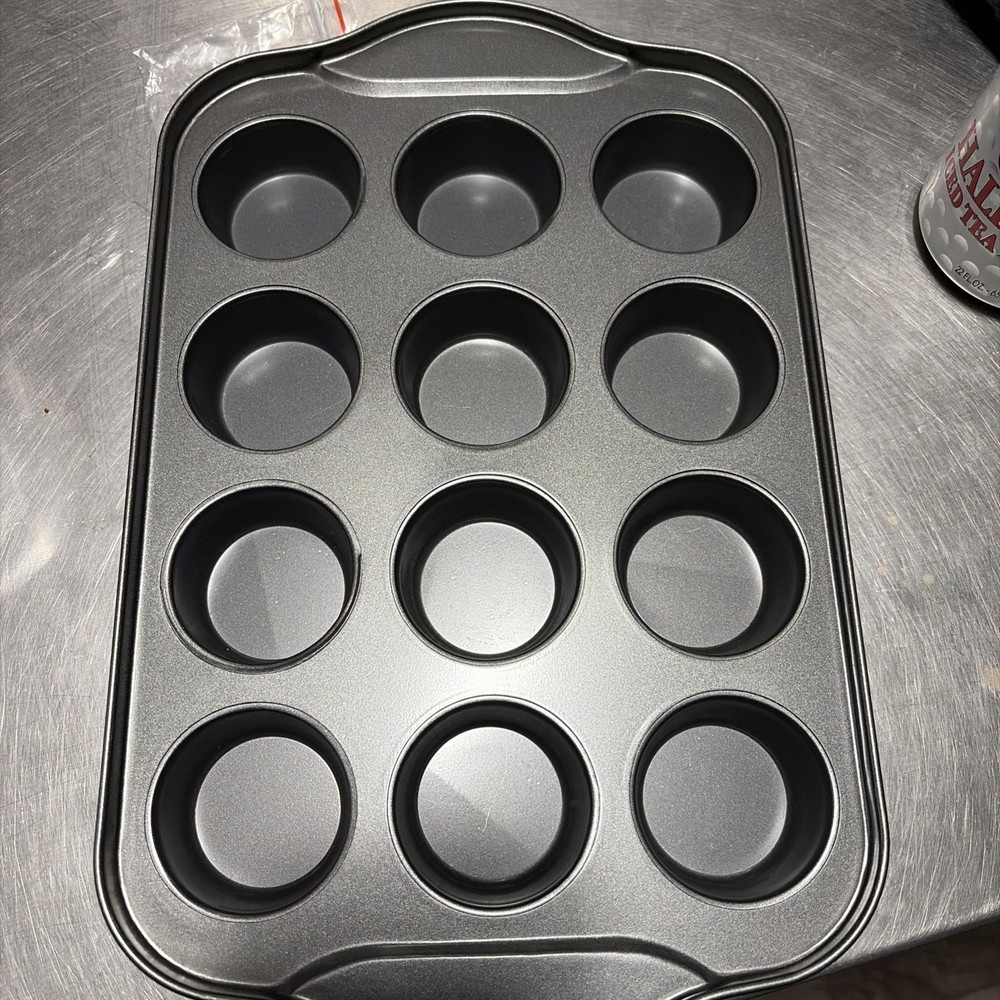 All-Clad Pro-Release Nonstick Bakeware Muffin Cupcake Pan