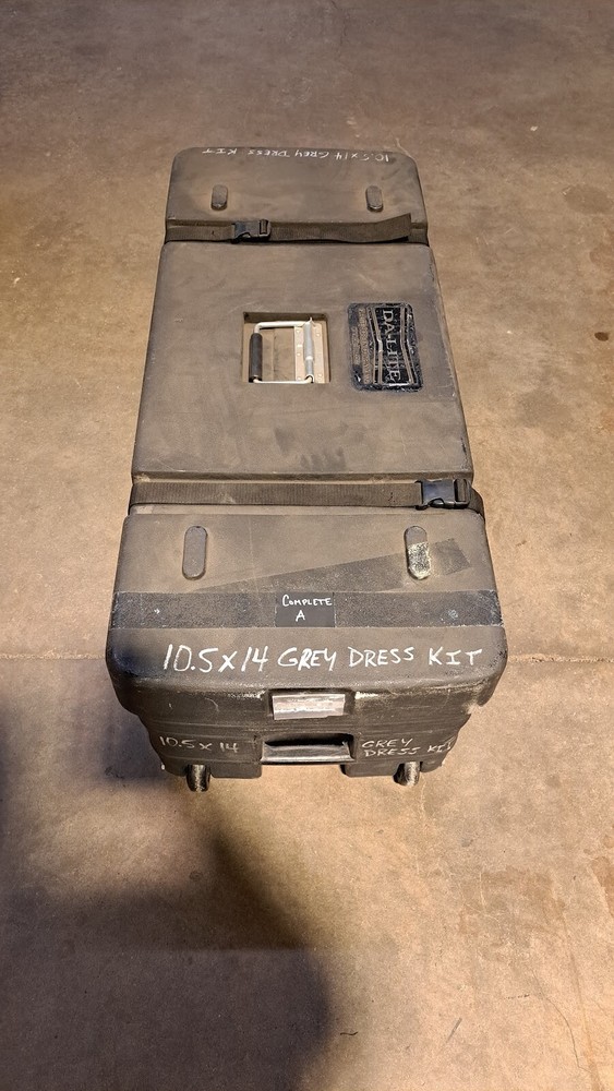 Da-Lite Dress Kit for 10.5x14 Screen {#1}