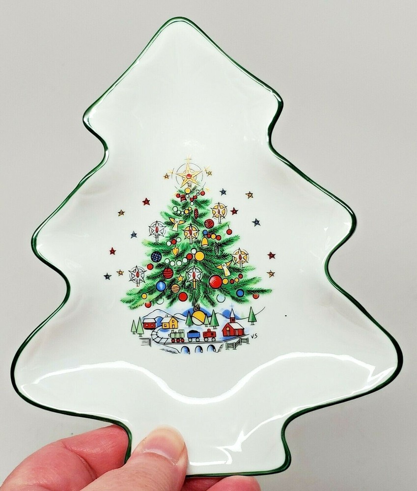 Salem - Christmas Eve - Small Tree Shaped Candy Dish - Japan