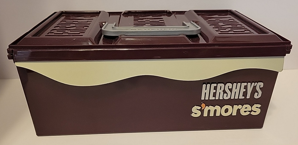 HERSHEYS Smores Storage Box Plastic Brown Tan Container Handles VG