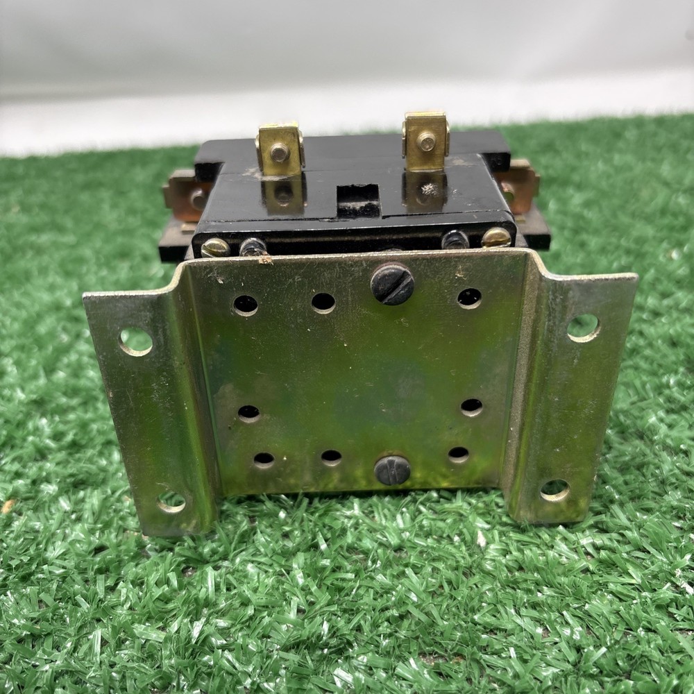 FURNAS 48DC38AA4 RELAY 600V UNMP