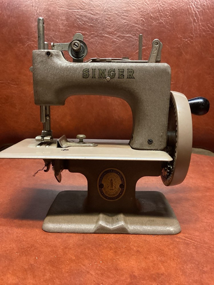 Miniature Singer Sewing Machine