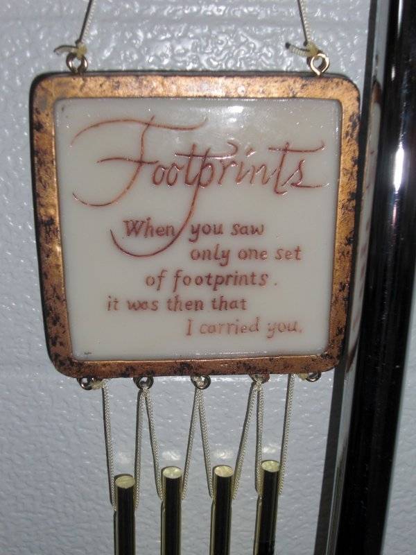 Footprints 11" Chimes ~ New