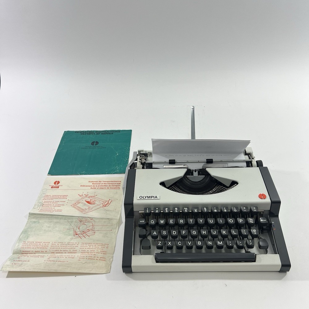 Olympia Traveller Typewriter white, Midcentury 70s, fully functional, German...