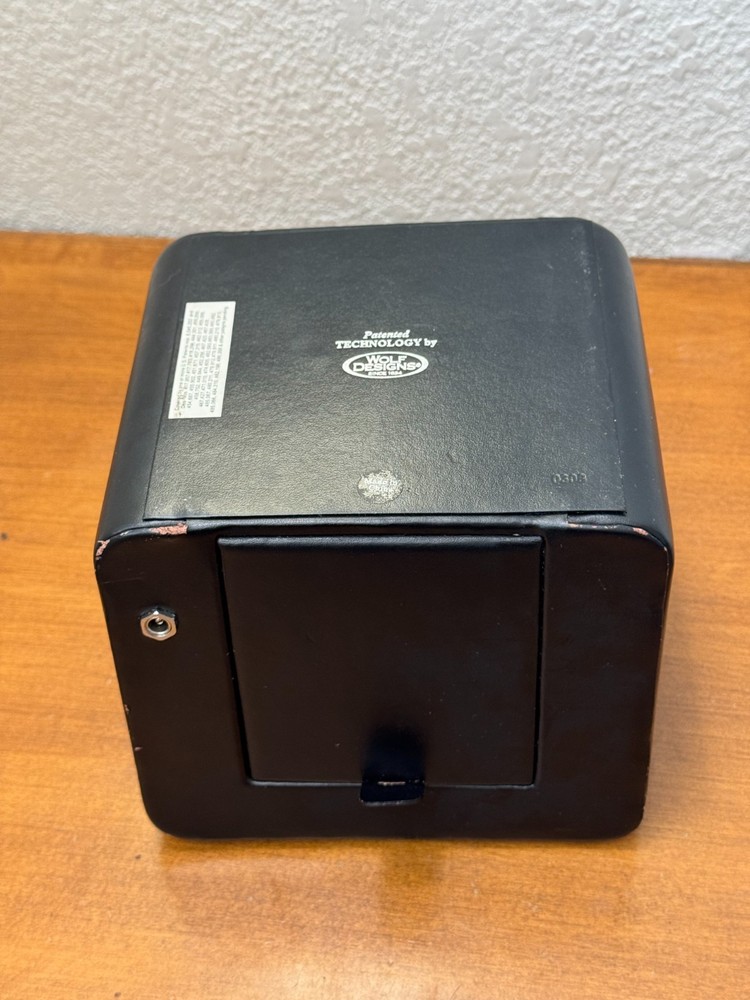 Wolf Designs Single Watch Winder Module 1.5, fully working, fair.