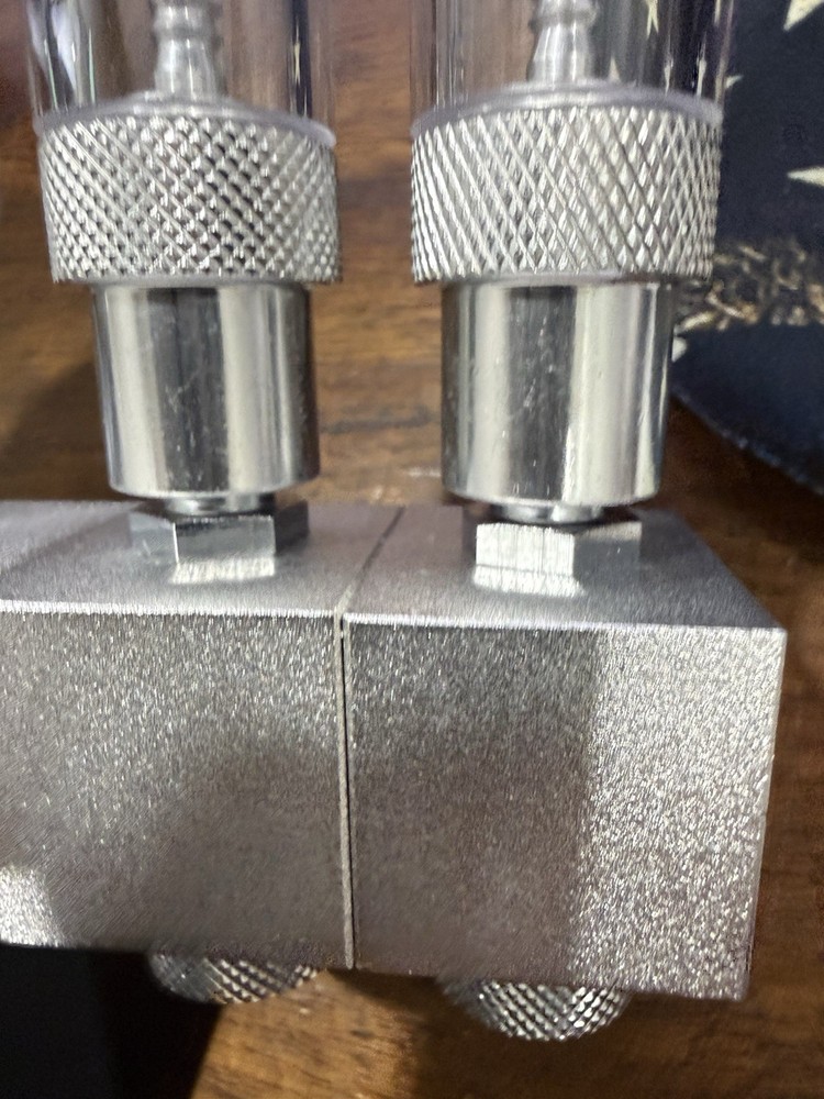 FZONE C02 REGULATOR INTERFACE CGA320 MODEL FZ2020 PRO