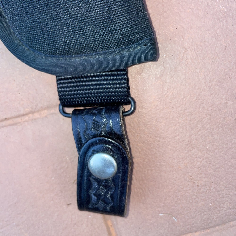 Uncle Mike's Sidekick Vertical Shoulder Black Cloth Holster - Size 1