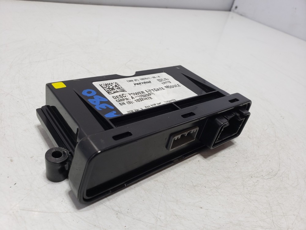 ✅ 2012-2020 OEM Tesla Model S Rear Trunk Power Lift Gate Control Module