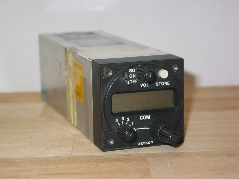 BECKER AR-3201 VHF COM RADIO AR 3201 TRANSCEIVER