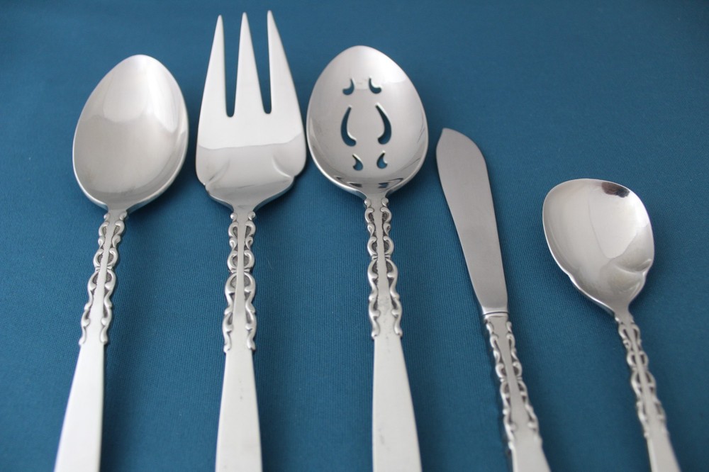 Lyon International ALHAMBRA Serving (5pc Set) Tablespoon Fork Pierced Stainless
