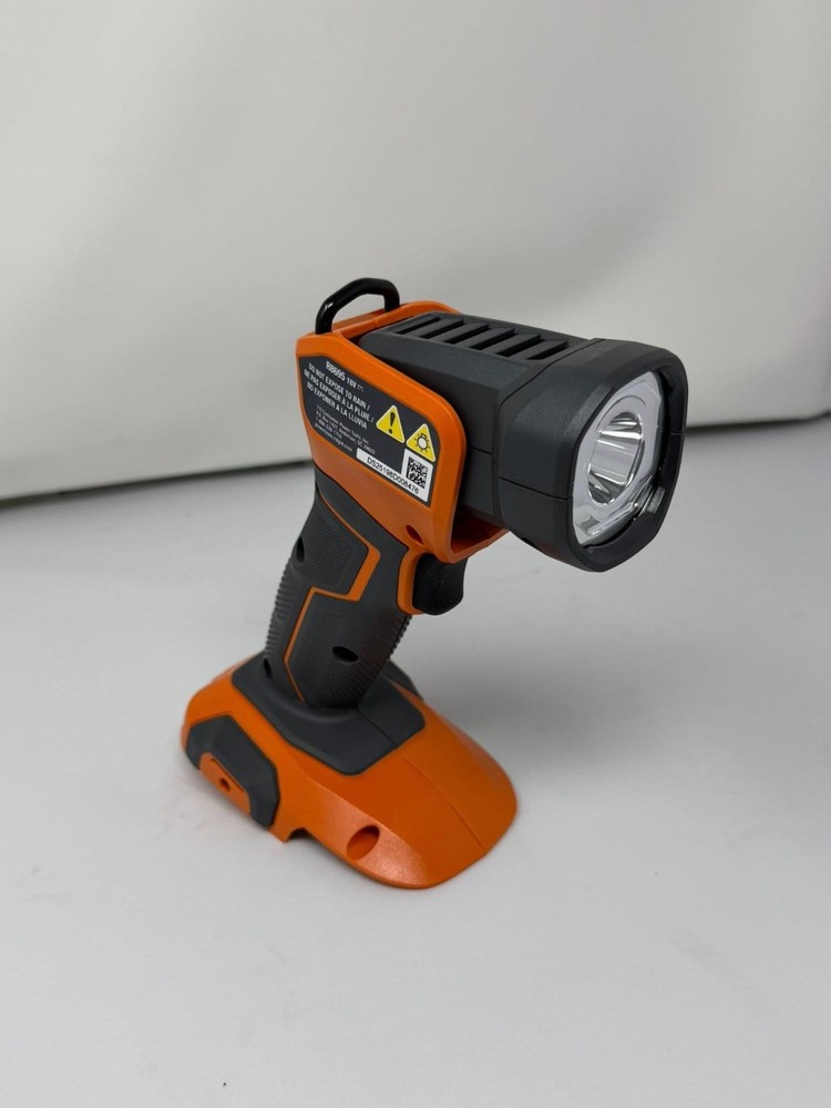 RIDGID R8695B 18V Cordless LED Work Light (Tool Only)