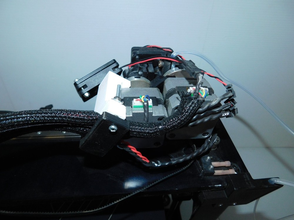 MAKERGEAR M2 REV E 3D PRINTER (NYG92)