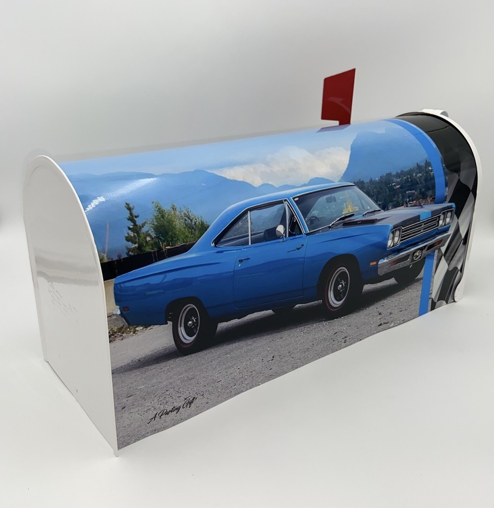 Roadrunner Custom Mailbox, Gift for dad, Personalized gift for Mom,