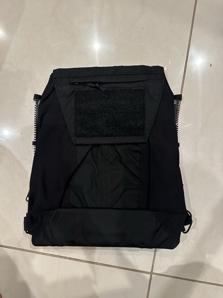 Crye PrecisionAVS JPC SPC Zip On Backpack Black  L/XL