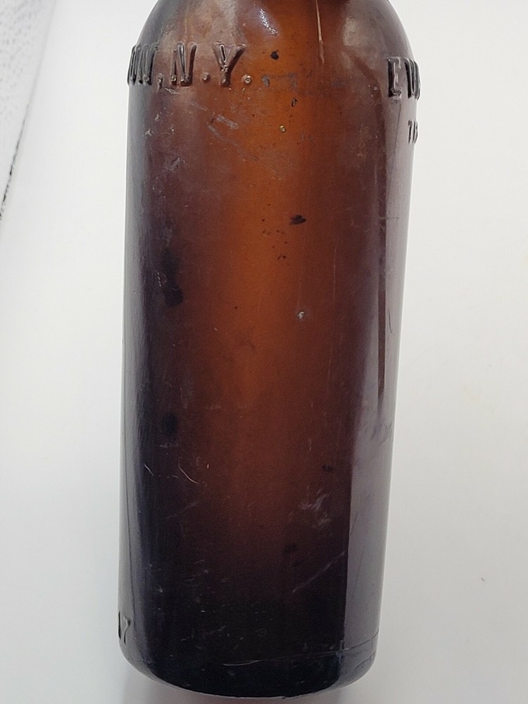 Amber Evans Ale Hudson New York Beer Bottle