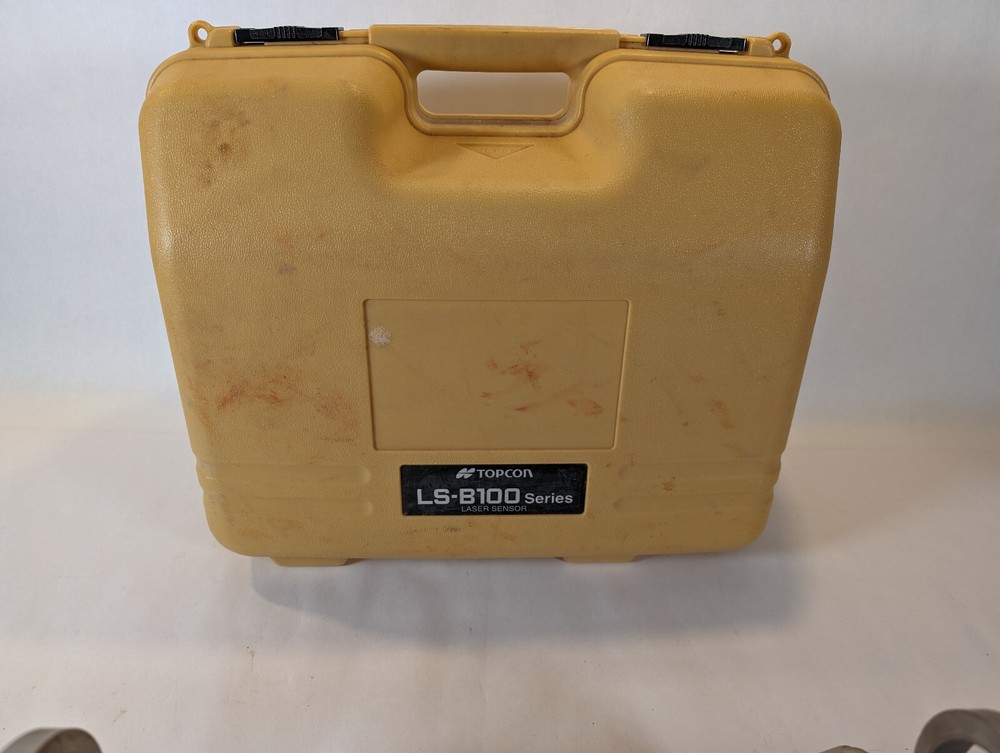 Topcon ls-B100 Laser Level Receiver - Backhoe, Dozer, Trimble, Spectra Apache