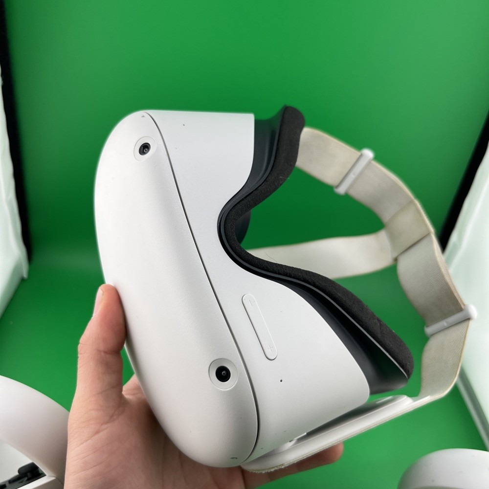 Meta Quest 2 VR Headset 256 GB -(T28)