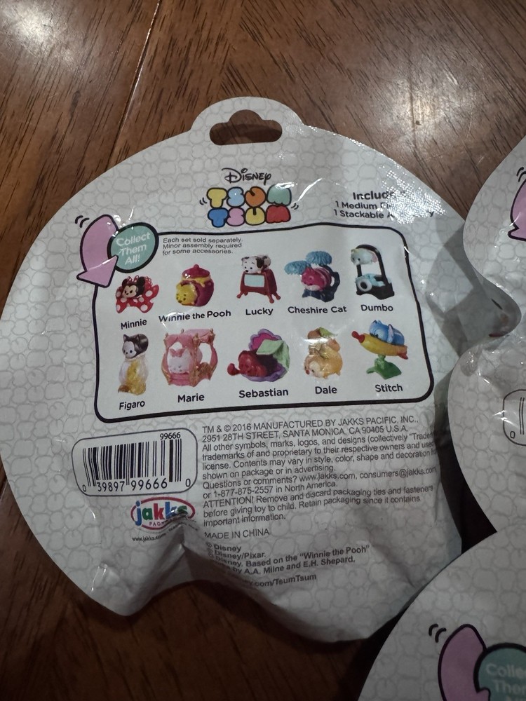 Sealed Disney Tsum Tsum Series 1 Mystery Stack Packs