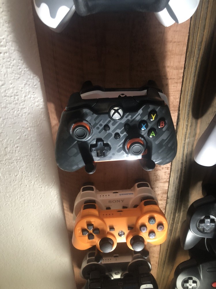 (universal) Gaming Controller Wall Mount Rack Stand For Analog Stick Controllers