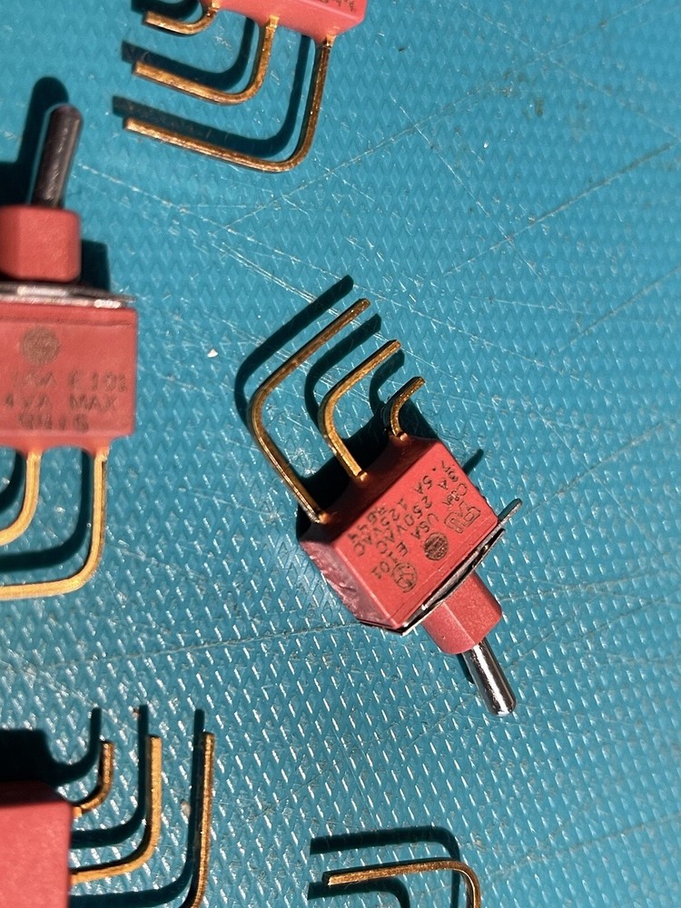 toggle switch Mini On Board ON-ON (5pcs)