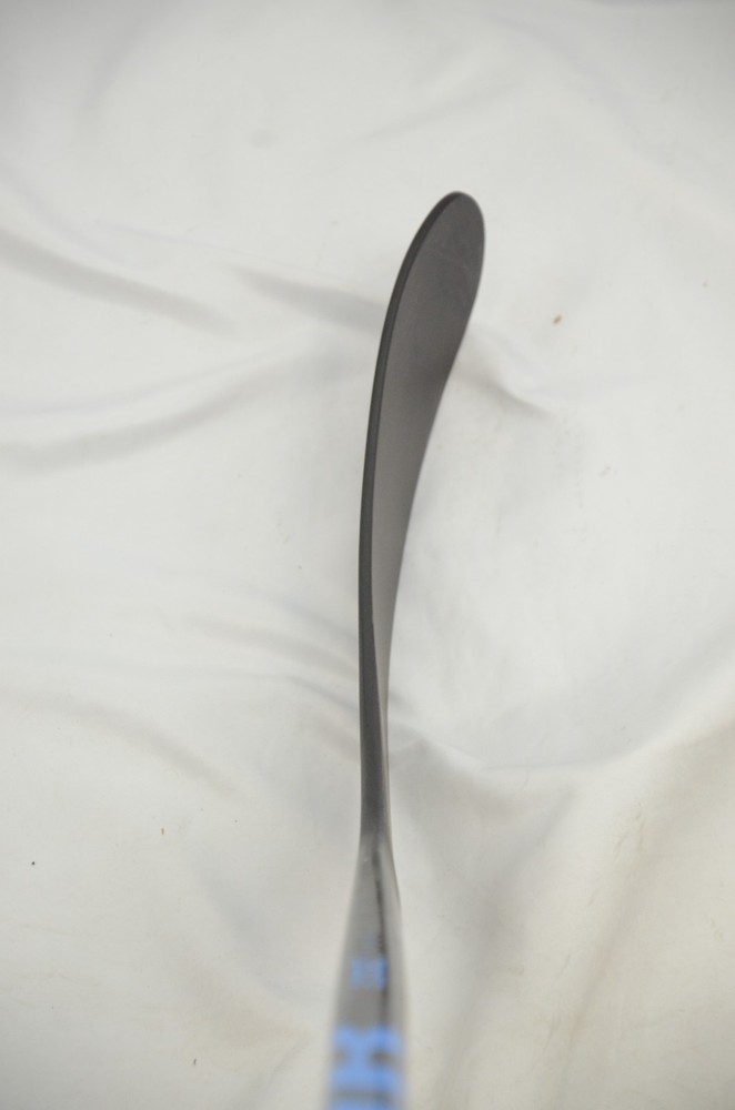 Warrior Covert Krypto Grip Hockey Intermediate Stick Left W28, Flex 55