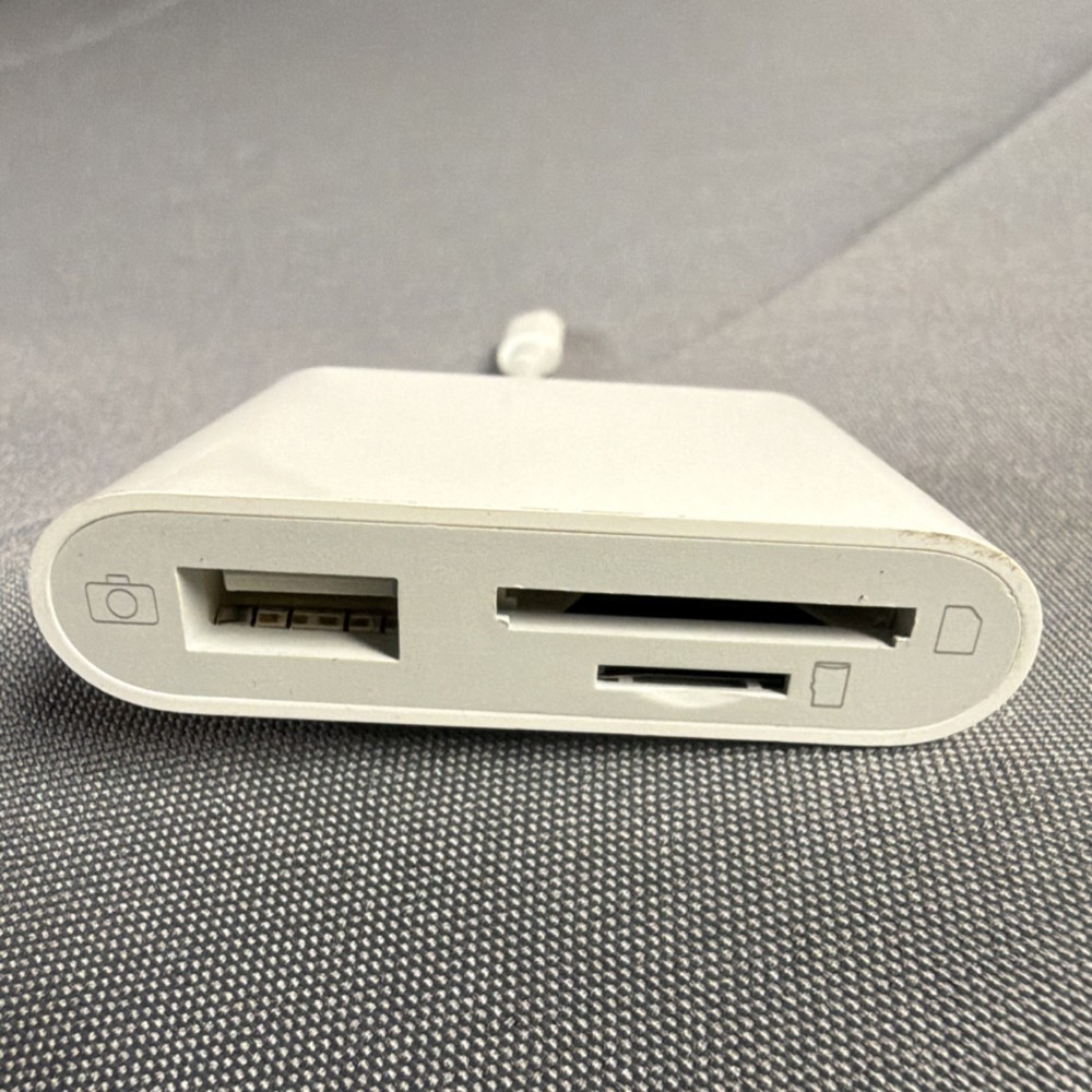 Apple Lightning to USB SD Card Reader Adapter Card Reader & USB Host