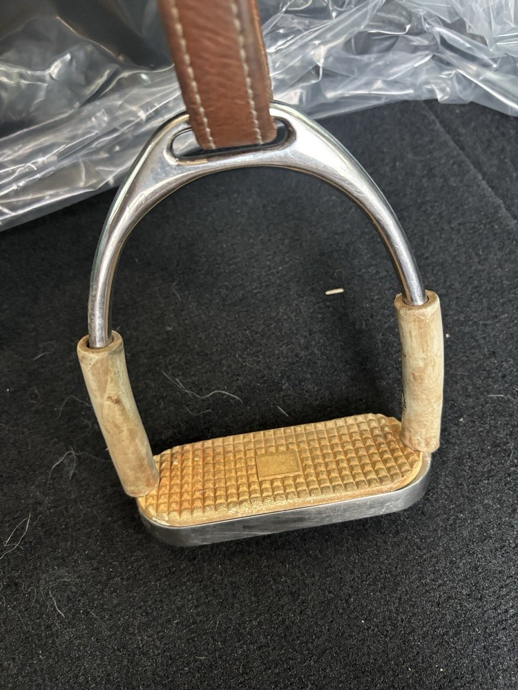 Bates Jumping Saddle CAIR Panel System Brown 16/16.5 in