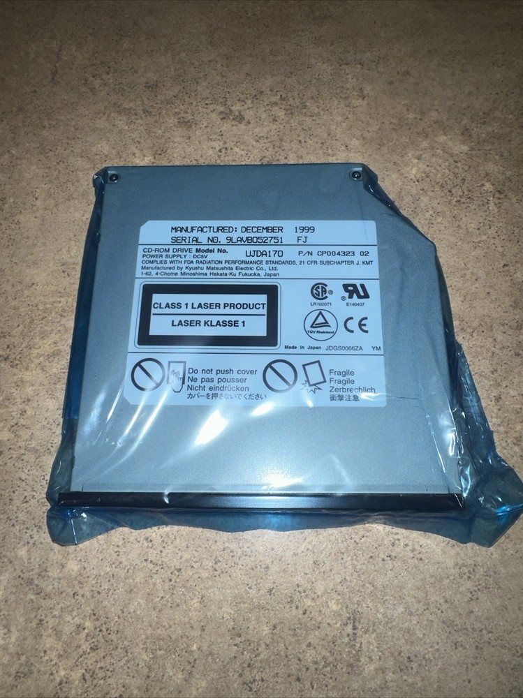 Fujitsu Siemens E-Series E6540 E6560 E6570 CD ROM UJDA170 CD Dvd Burner Drive