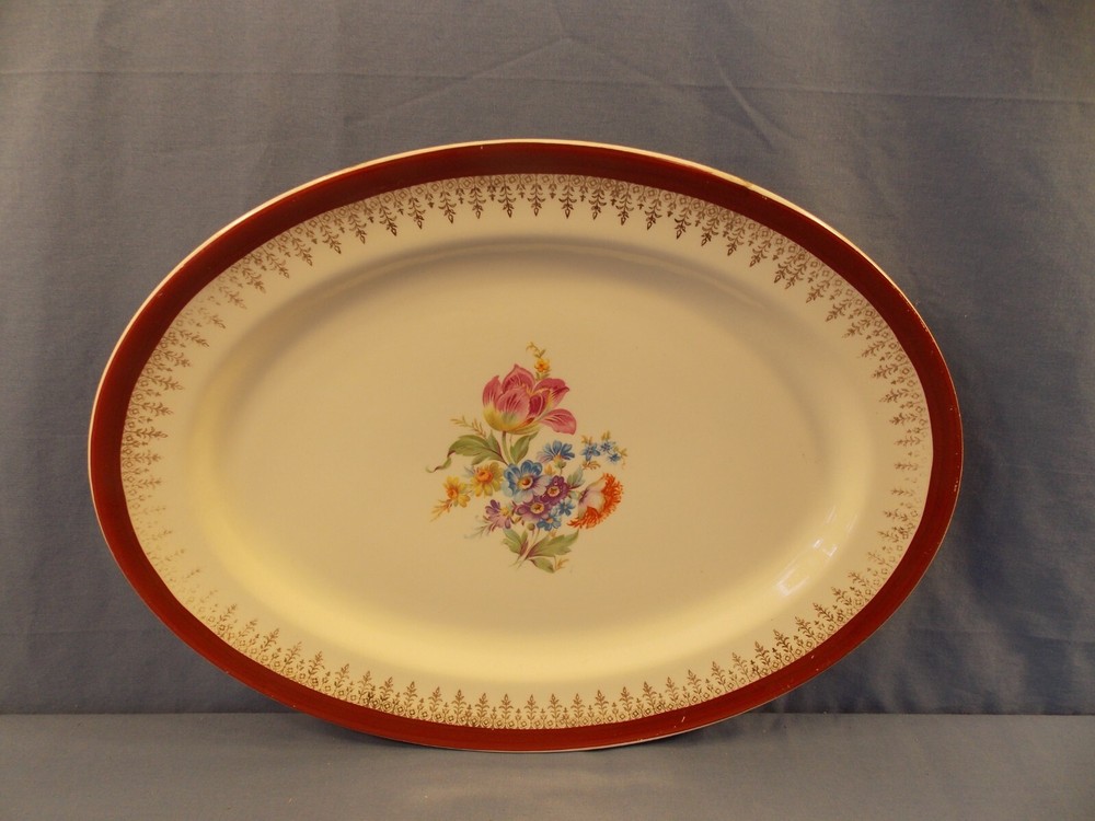 STETSON "Lady Evette" 22 KT. Gold - Oval Platter 13"